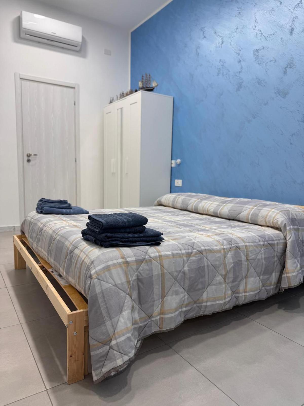 Casa Vacanze La Fenice Неаполь Экстерьер фото